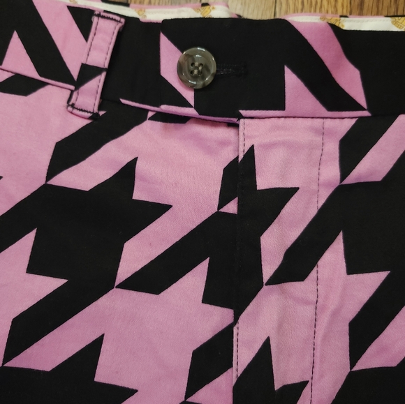 LOUD MOUTH Mens Golf Shorts Size 36 Houndstooth Pink Black - Picture 2 of 7